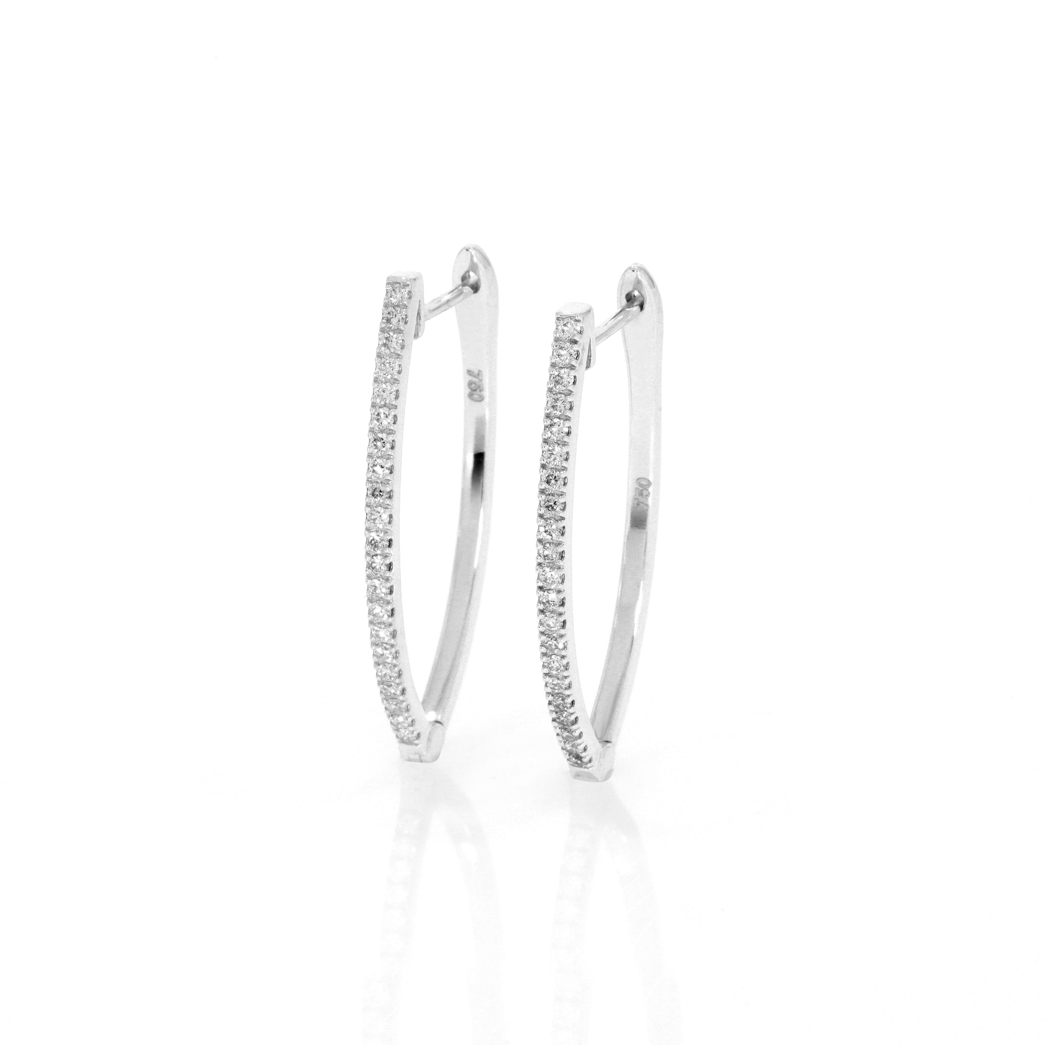 V-shaped certified diamond hoop earrings in solid white gold with a modern design and brilliant cut diamonds.