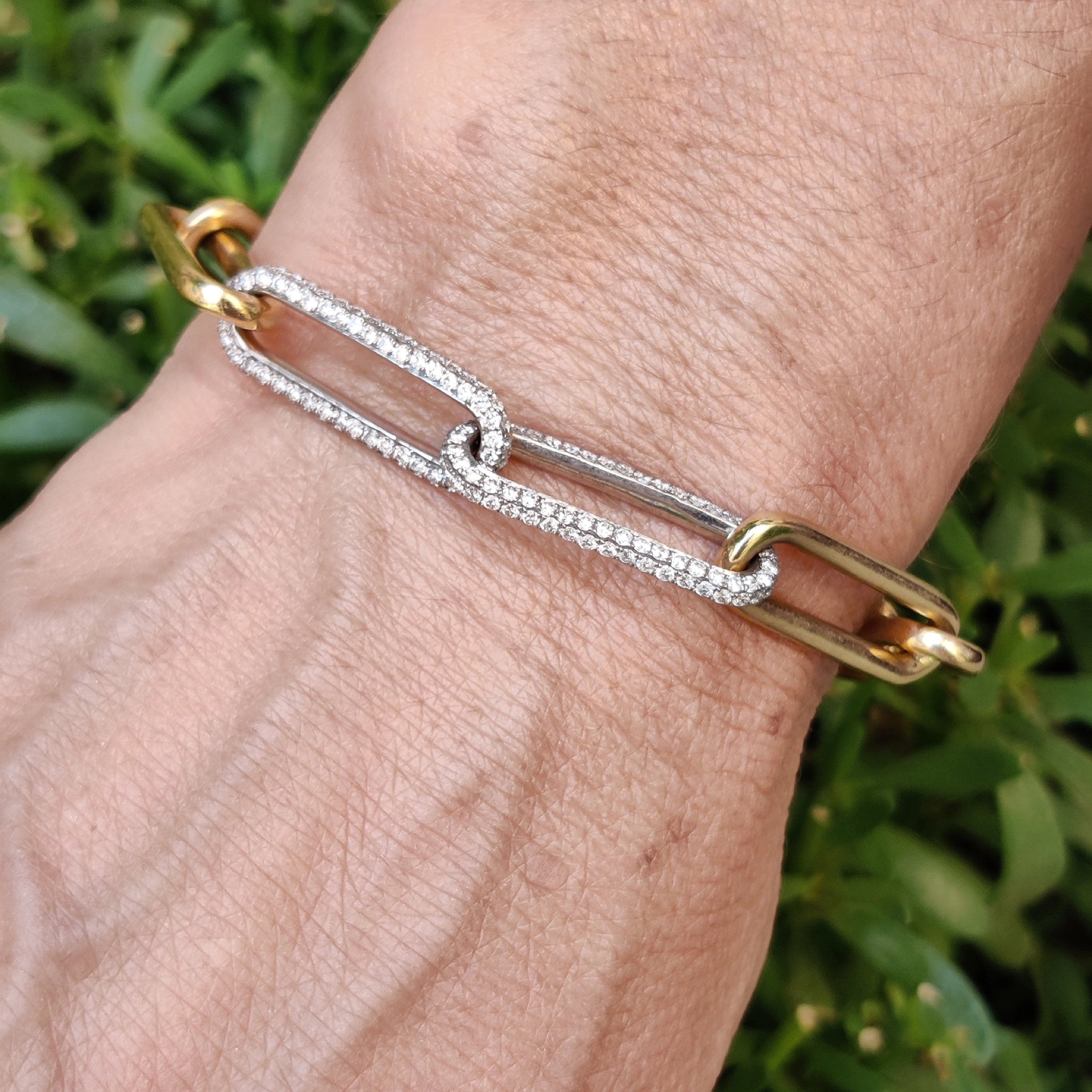 18ct gold chain link bracelet featuring diamonds, showcasing modern elegance and style, perfect as a diamond bracelet.