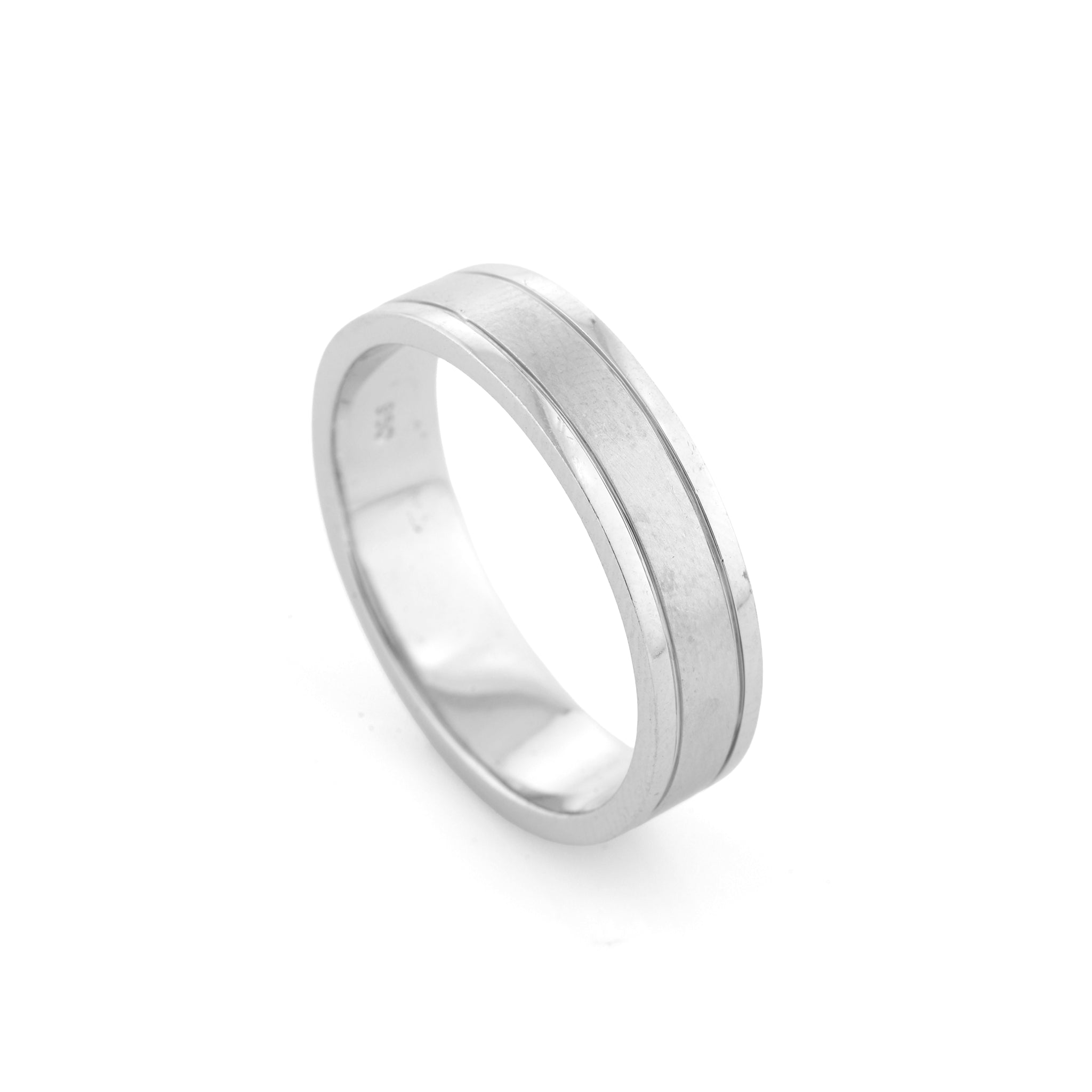 Groove Detail Wedding Band