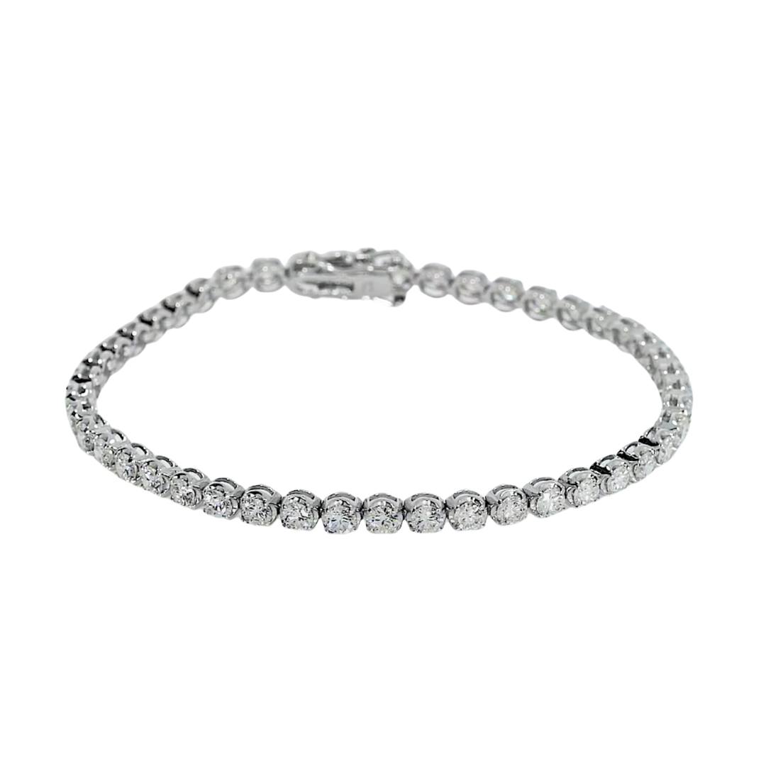 Elegant diamond tennis bracelet featuring diamonds for exceptional sparkle and quality.