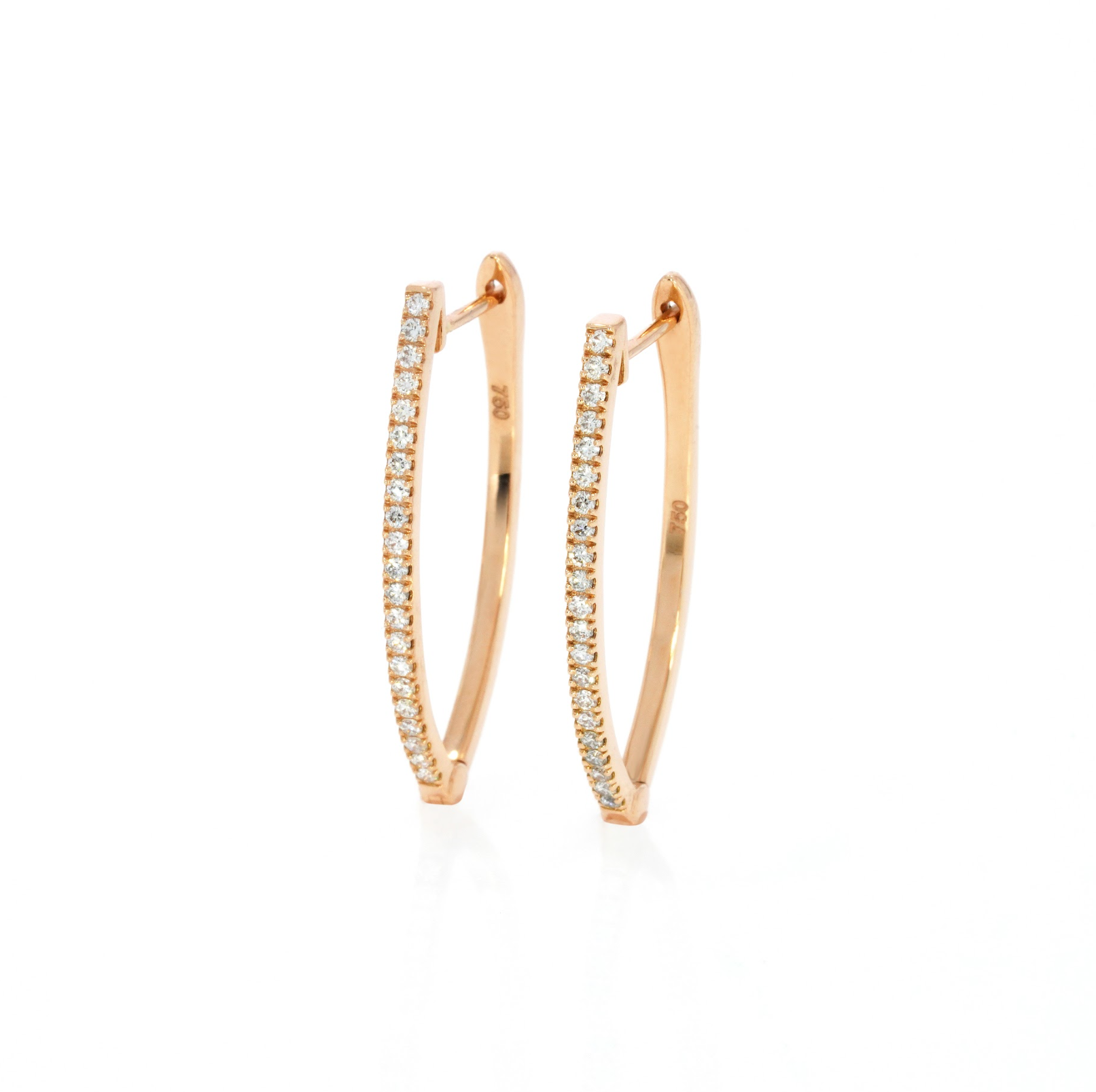 Elegant V-shaped Bali hoop earrings featuring certified diamonds set in 18ct gold with secure latch back closure.