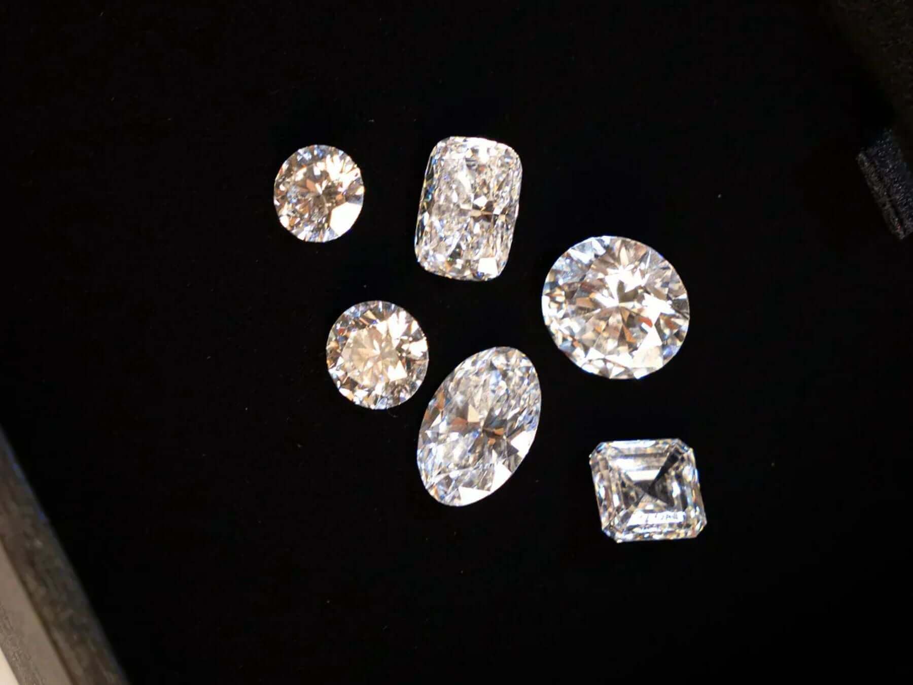 Various diamond gemstones showcasing cut and clarity, ideal for bespoke diamond jewellery collections.