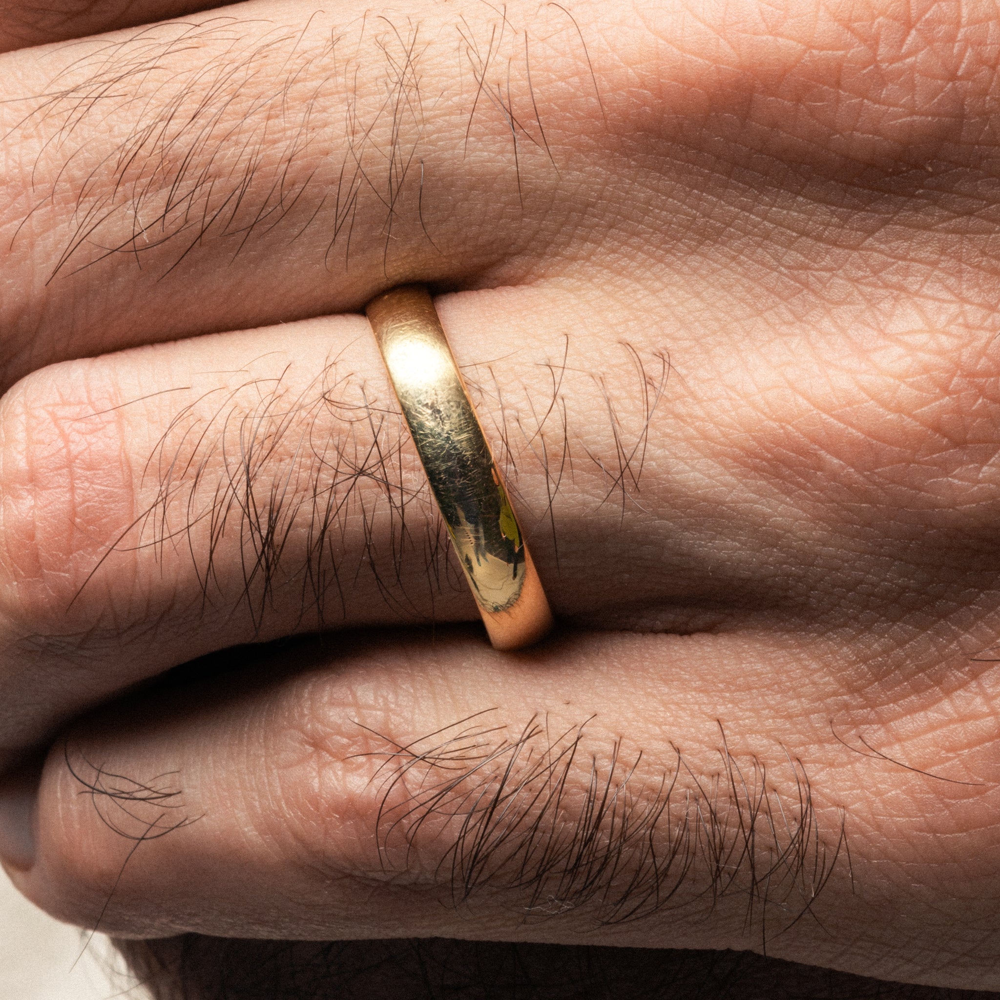 4mm Court Shape Ring