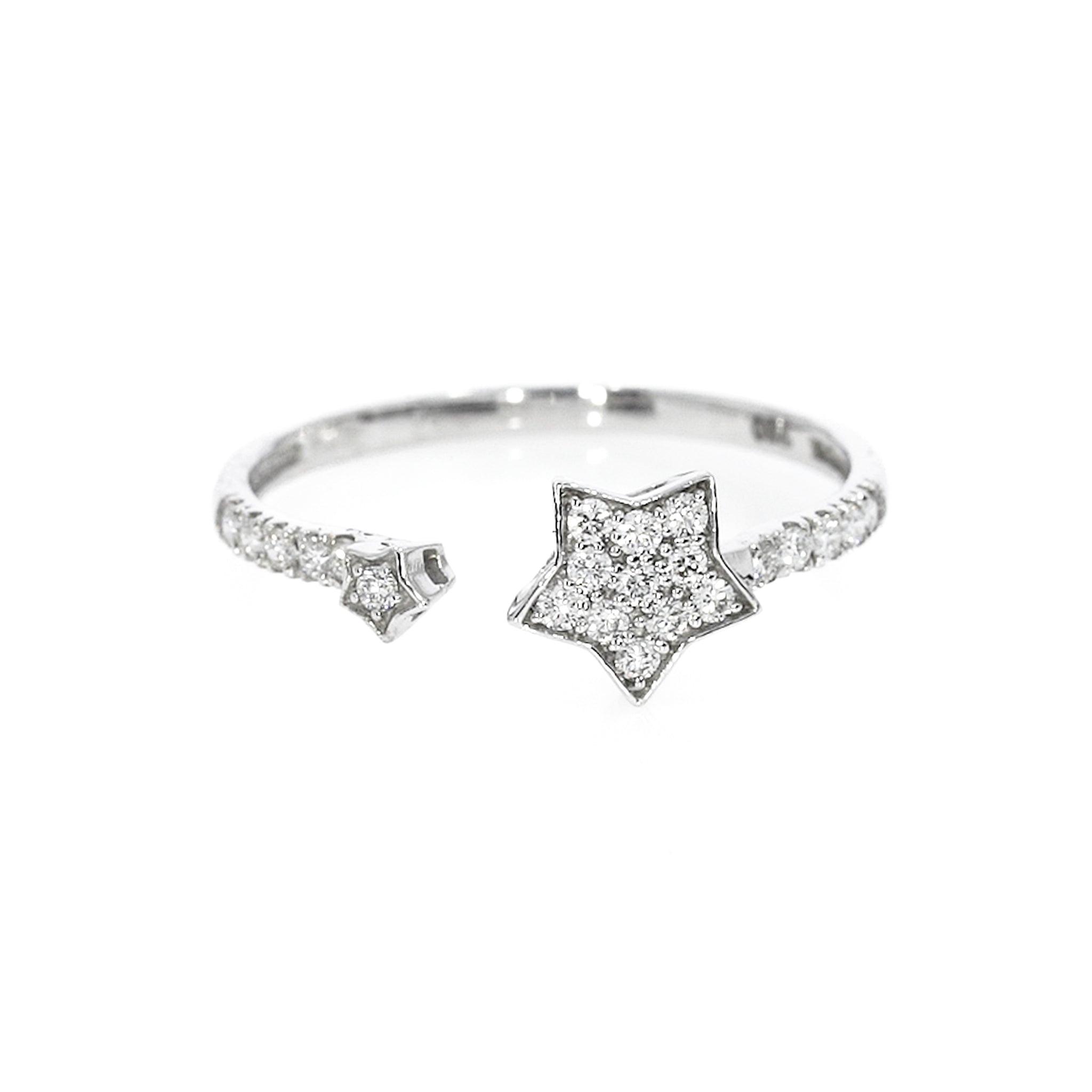 Diamond Star Ring in a delicate 18ct gold cluster with 0.20cts with round brilliant cut diamonds in Gemini style.