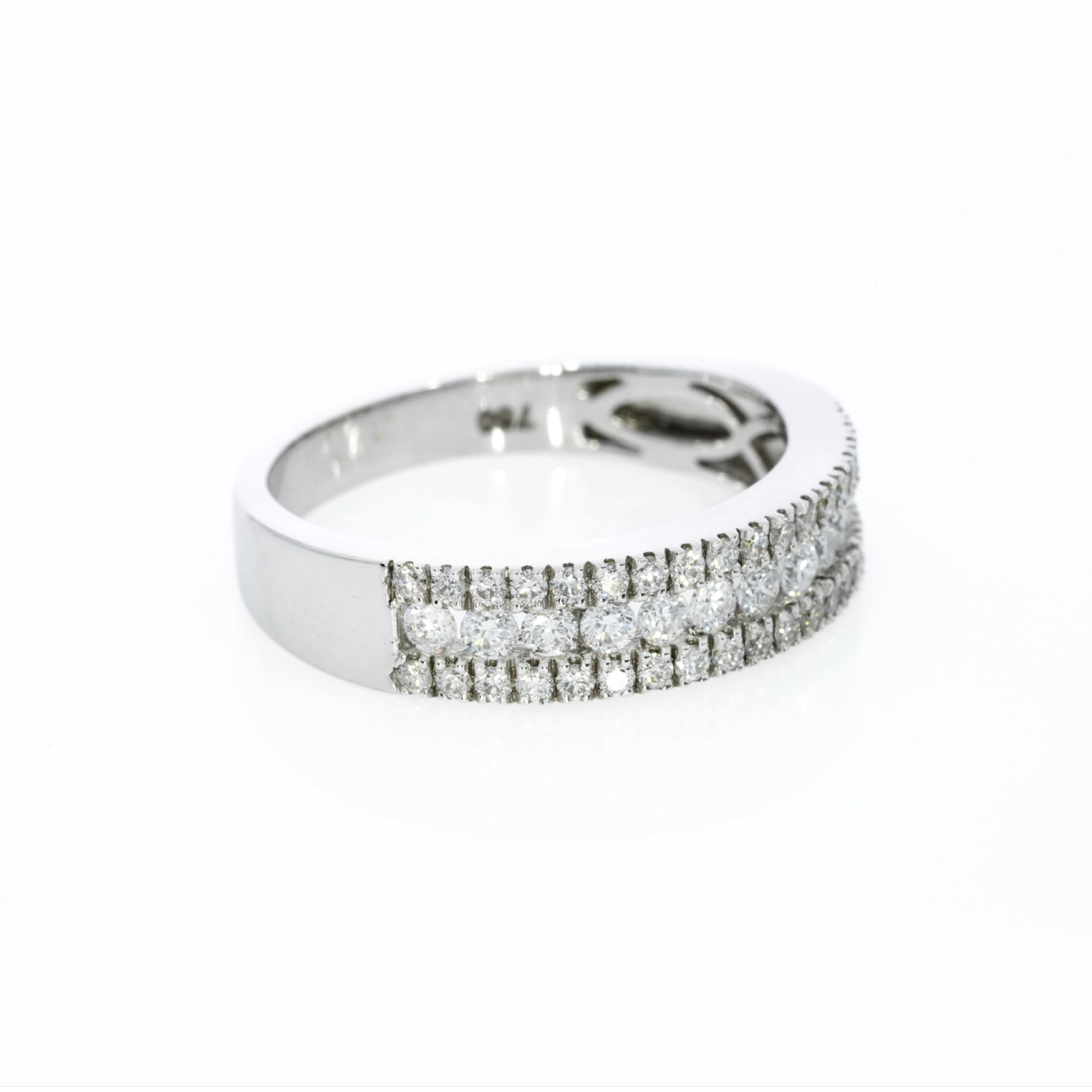 Pave diamond ring with 0.57cts diamonds, set in 18ct gold for optimal brilliance.