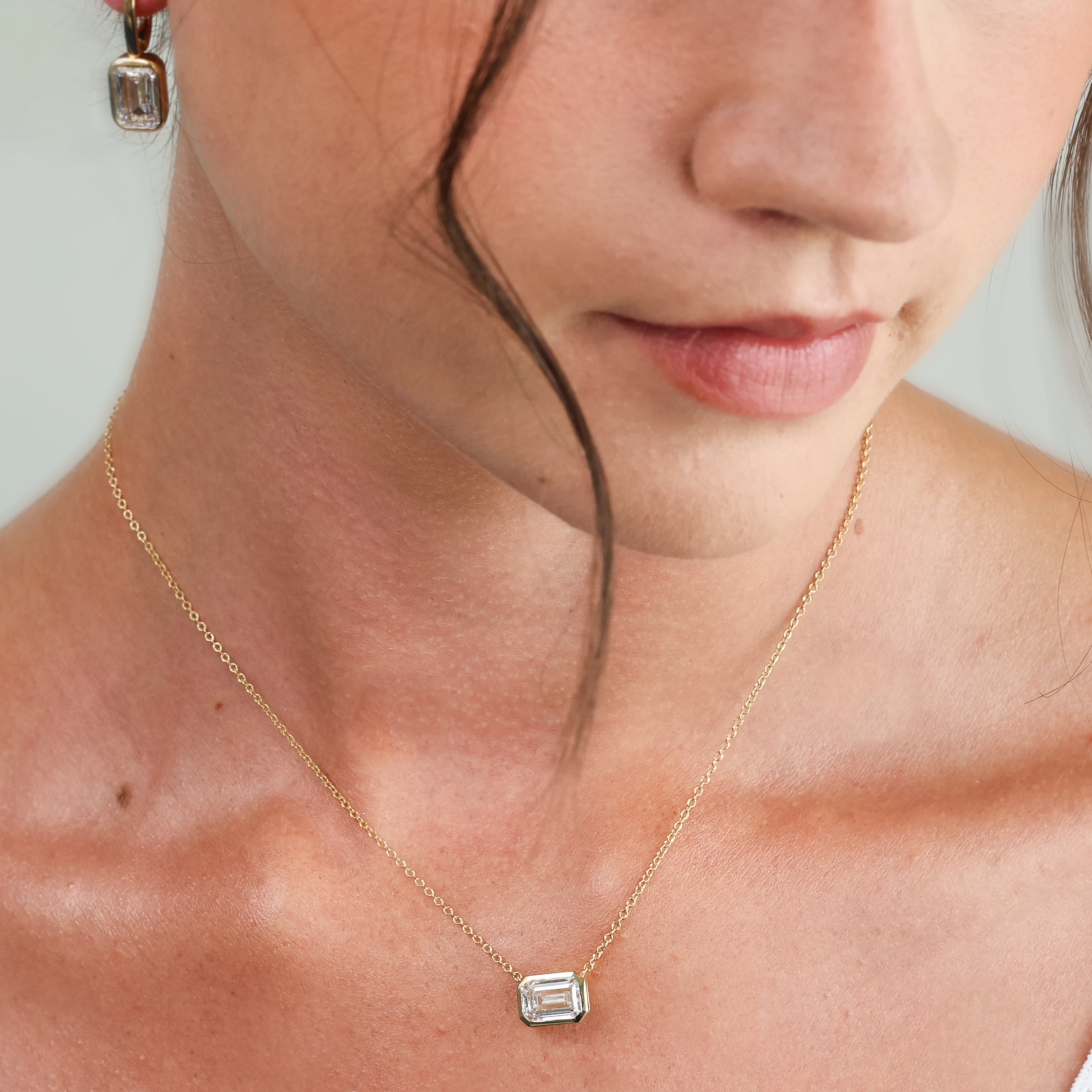 Bezel Set Emerald Diamond Necklace